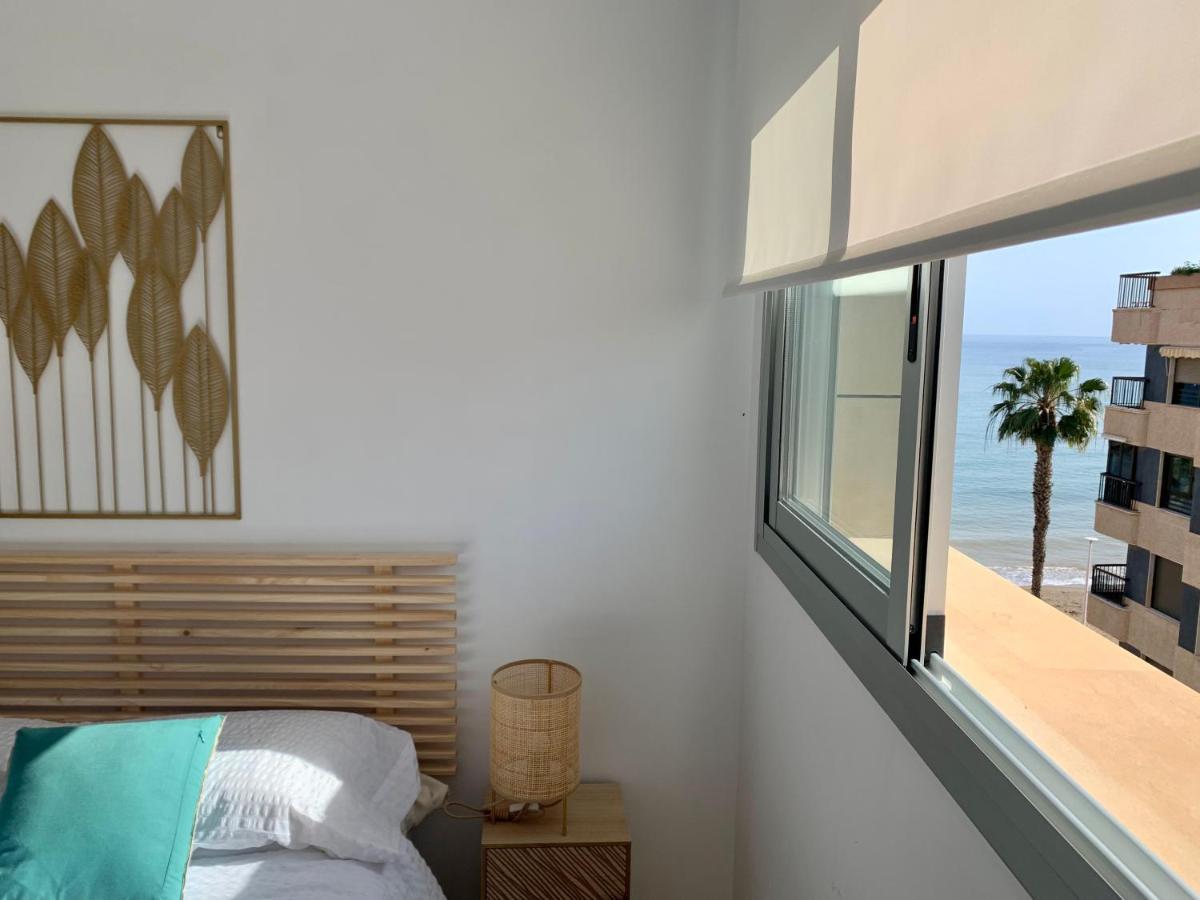 Precioso Apartamento Primera Linea De Playa Агилас Экстерьер фото